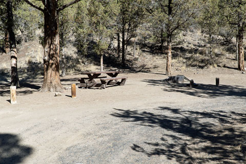 Lone Pine Campground, Cooked River, Oregon