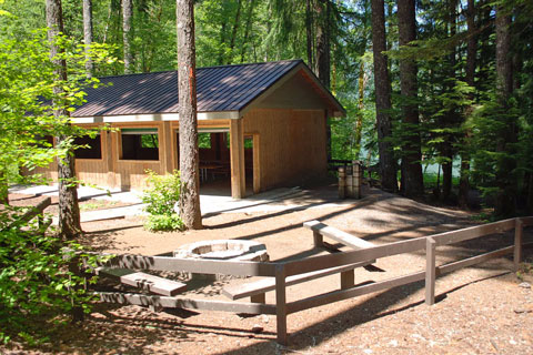 Cove Creek Campground group site, Detroit Lake, Willamette National Forest, Oregon