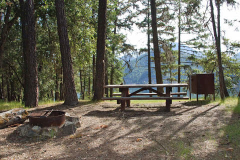 Hart-tish Campground, Applegate Lake, Oregon