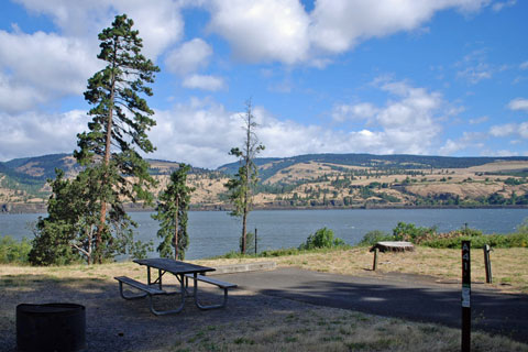 Memaloose State Park Campground, Wasco County, Oregon