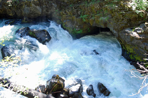 Natural Bridge Campground, Oregon